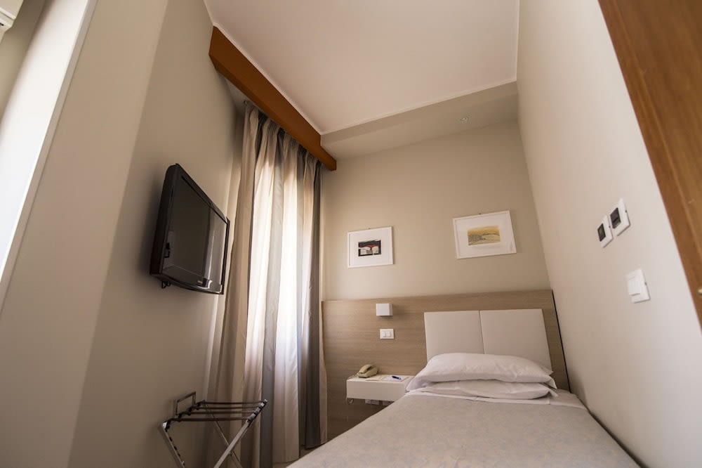 Hotel Mediterraneo 4