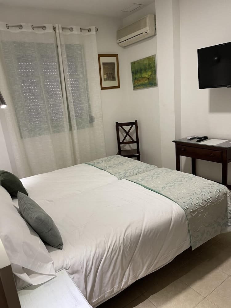 Hostal Fleming 2