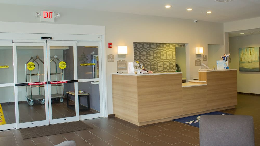 Microtel Inn & Suites by Wyndham - Penn Yan 2