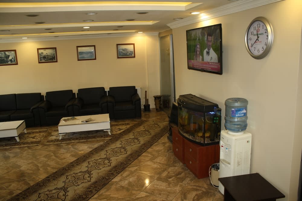 Paradıse lost otel 2