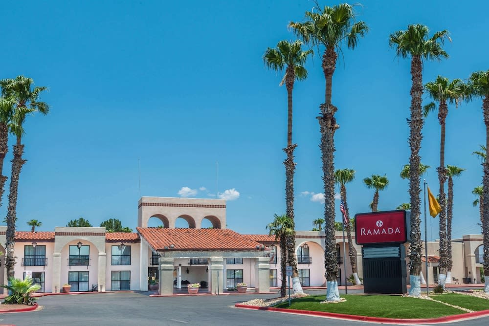 Ramada by Wyndham Las Cruces Hotel & Conference Center 1