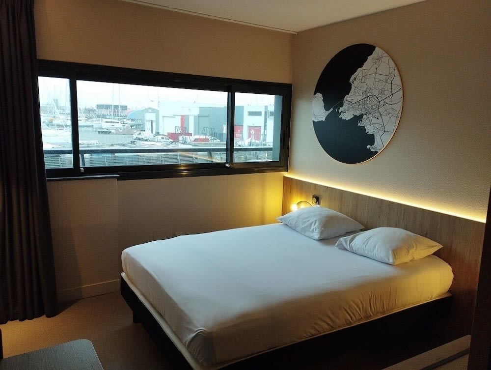 B&B HOTEL La Rochelle Centre Les Minimes 4