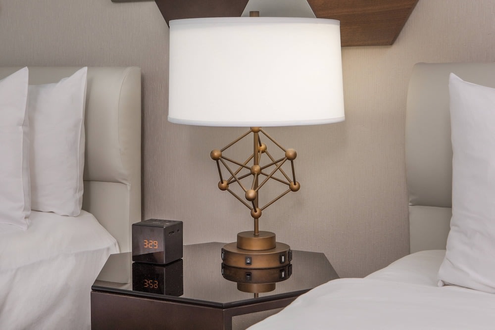 Le Meridien Boston Cambridge 3