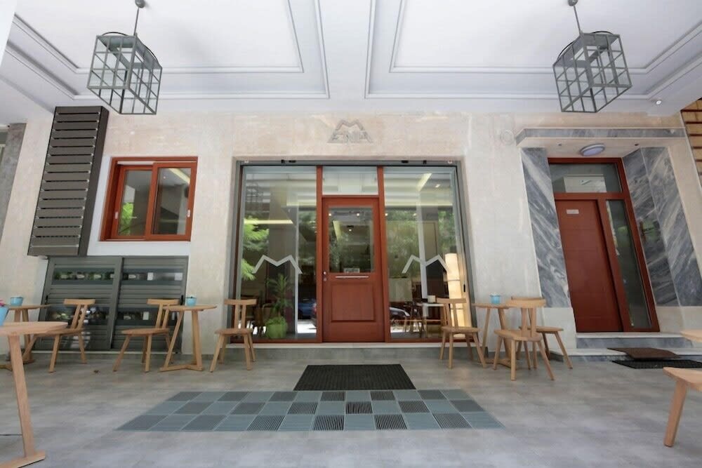 Meni Apartments 1