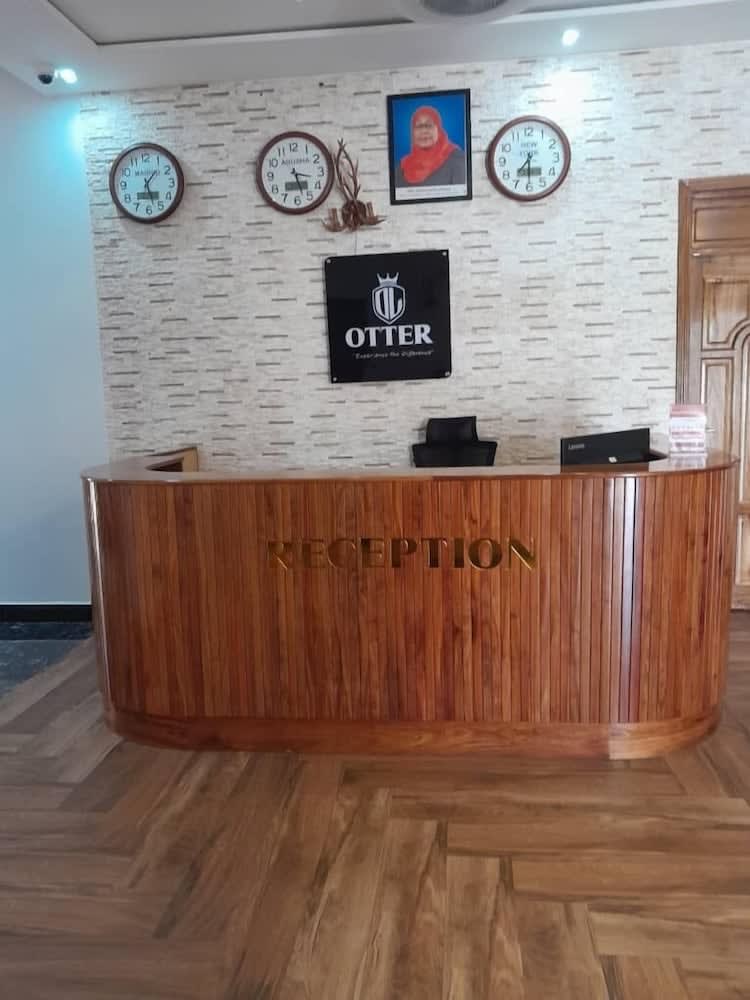 Otter lodge 1