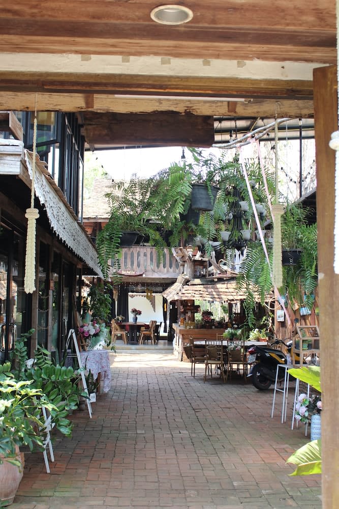 Cap.O75421 Baan Singkham Boutique Resort 2