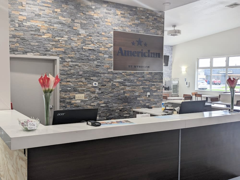 AmericInn by Wyndham Green Bay Near Stadium 1