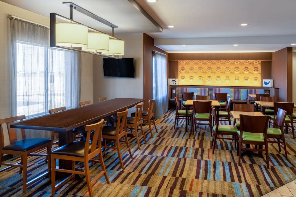 Fairfield Inn & Suites by Marriott Denver Aurora/Medical Center 2