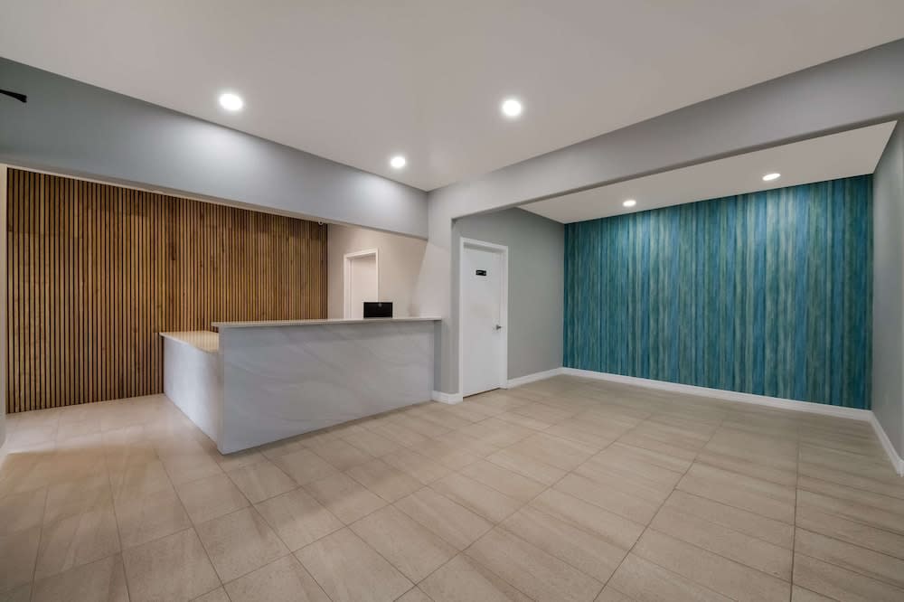 Rodeway Inn & Suites 3