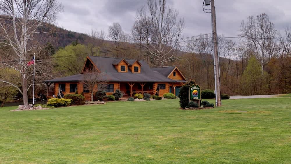 Rough Cut Lodge 1
