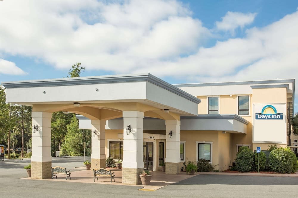 Days Inn by Wyndham Valdosta/Near Valdosta Mall 1