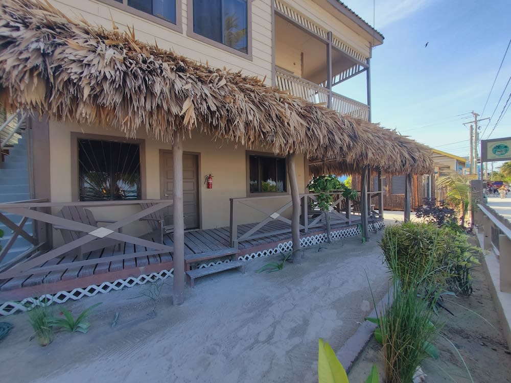 The Bounty Hotel & Beach 2