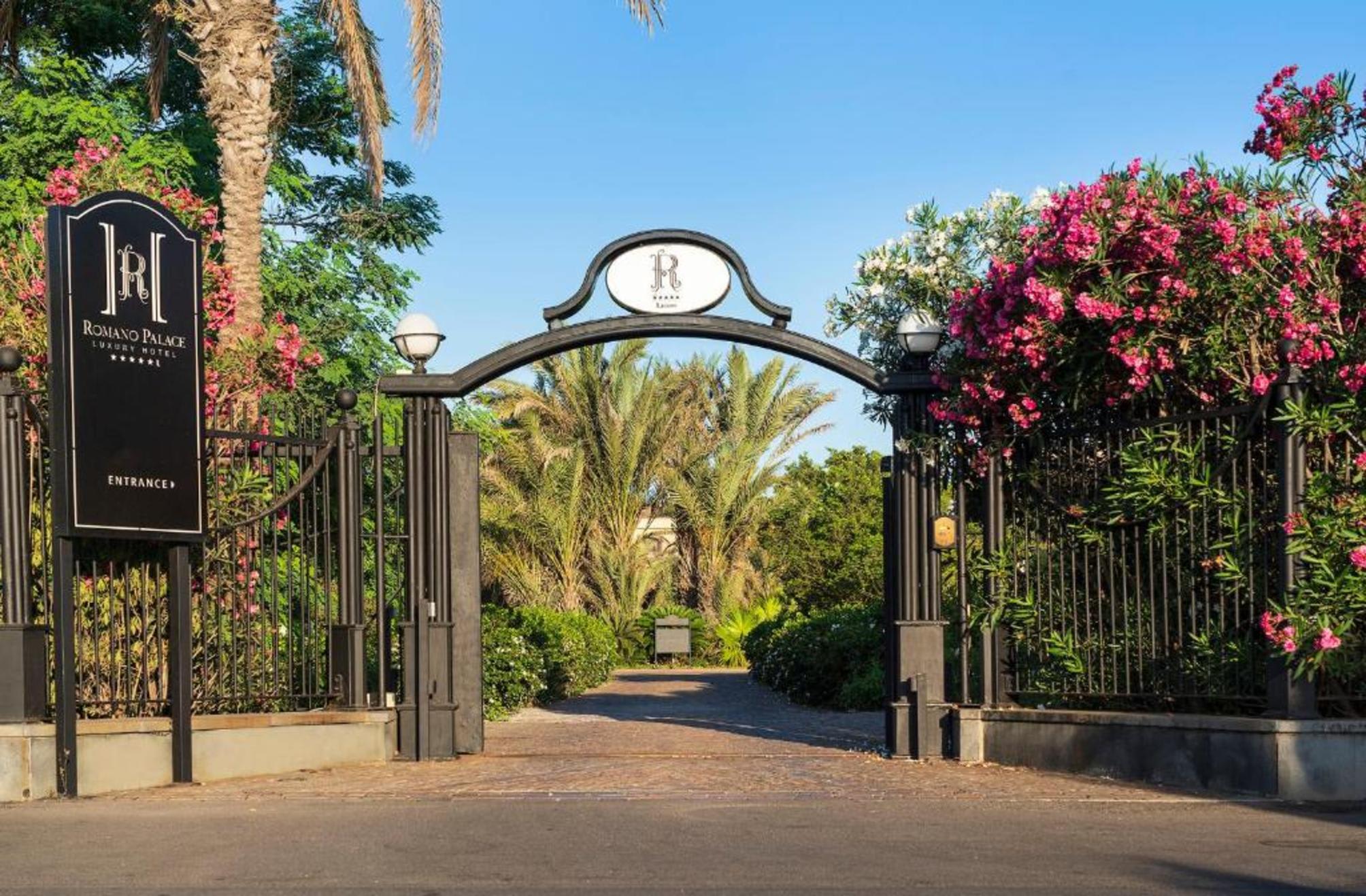 Romano Palace Luxury Hotel 4