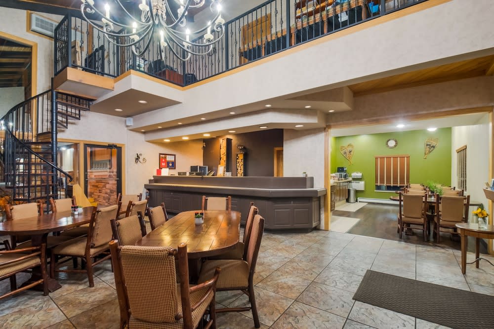 The Inn at Tomichi Village 2