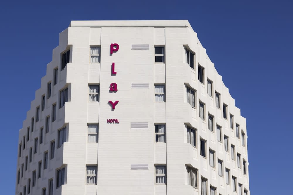 PLAY Seaport Suite Hotel TLV 1