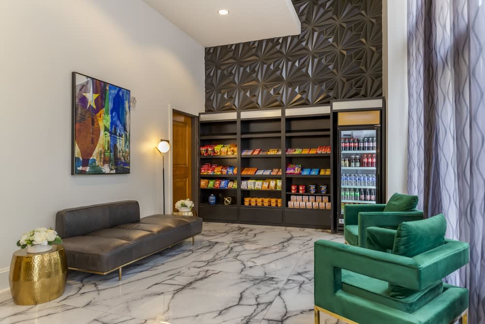 Hotel Gibbs Downtown Riverwalk 3