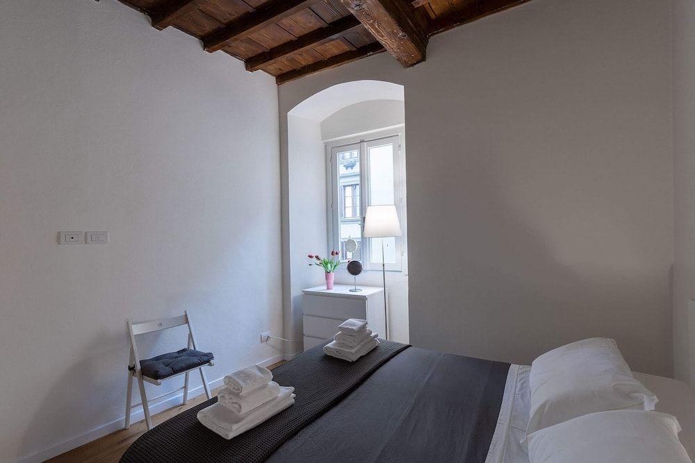 Alighieri's Suite-Hosted by Sweetstay 1