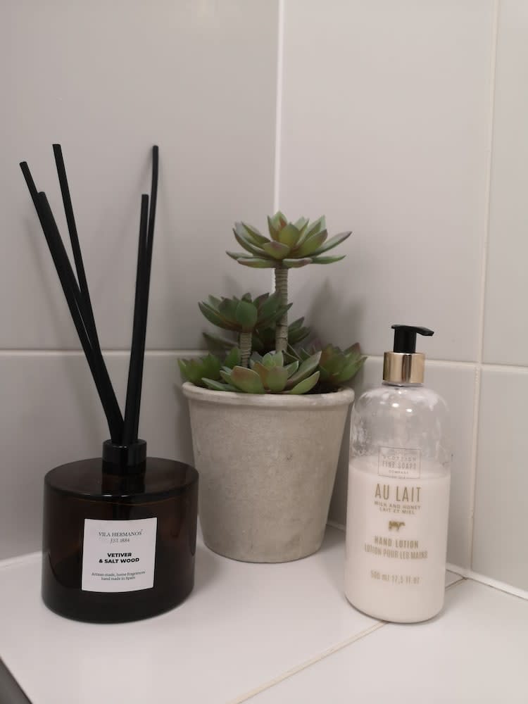 Heart of the City - FREE PARKING 4