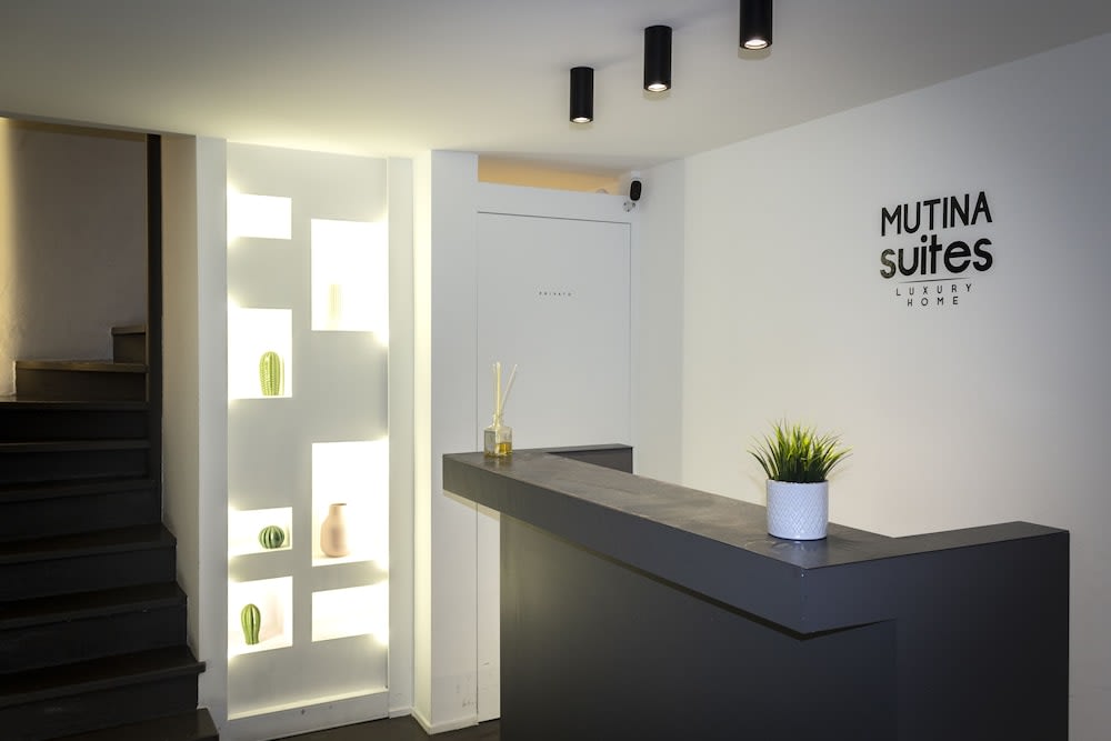 Mutina Suites 1