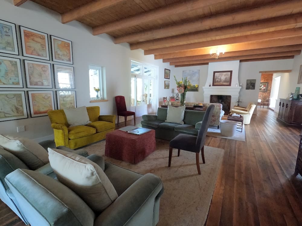 Banhoek Corner Guesthouse 2
