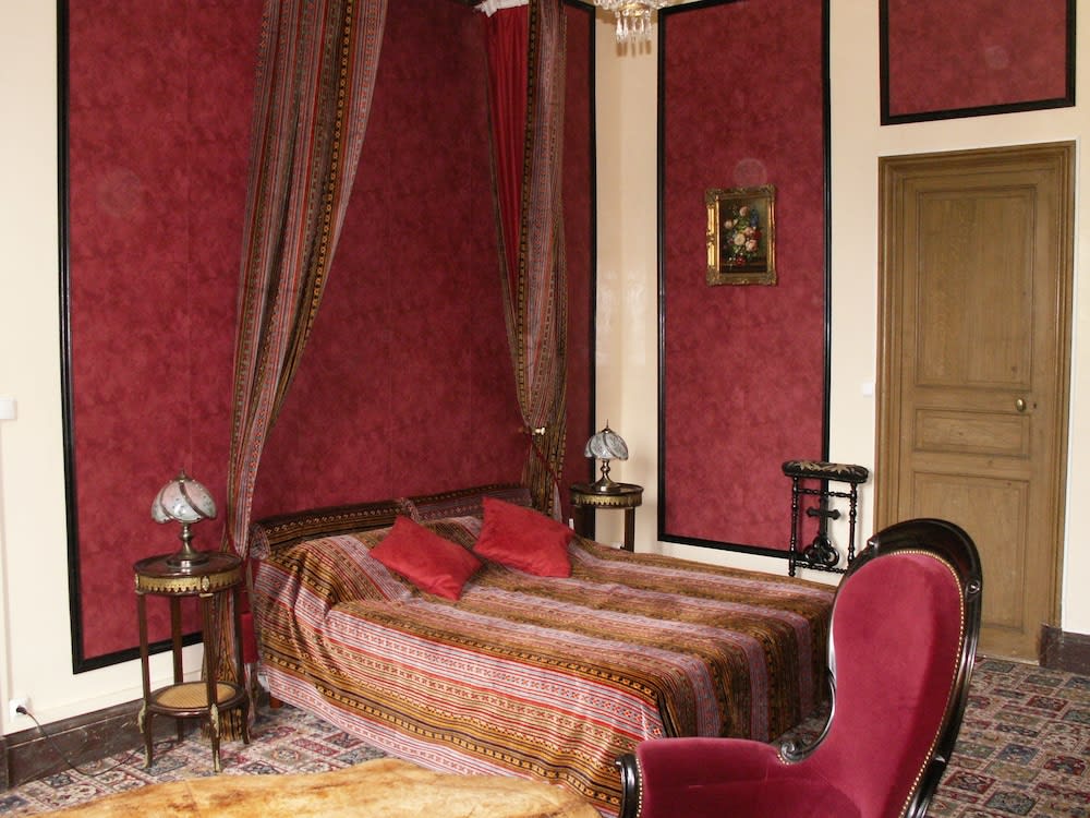 Château de la Court d'Aron 2