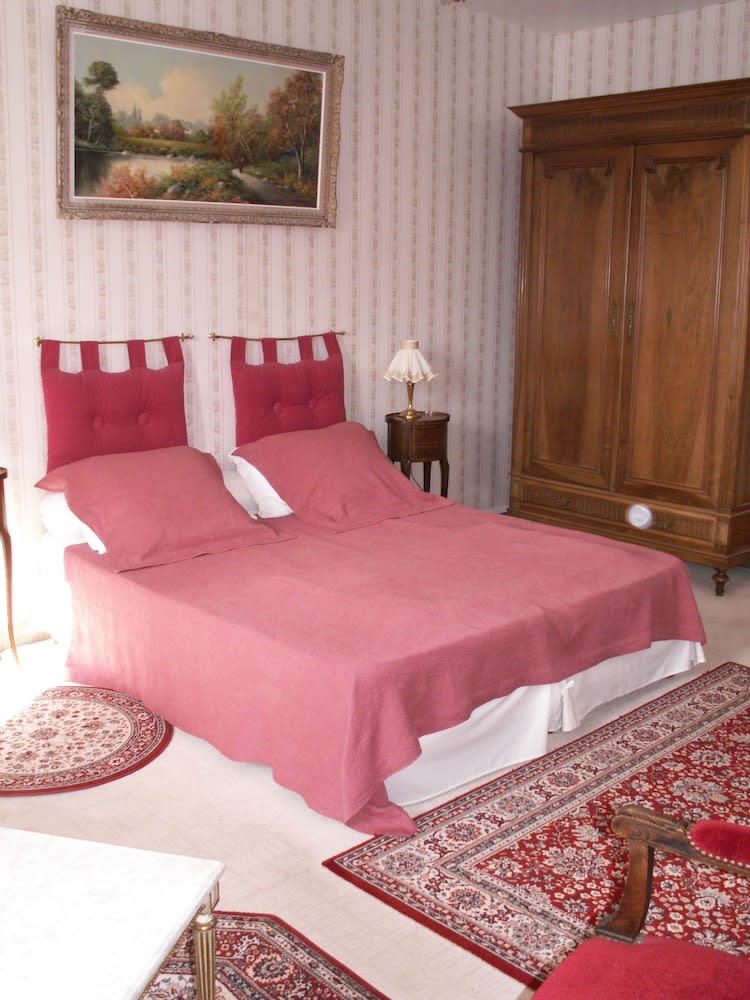 Château de la Court d'Aron 4