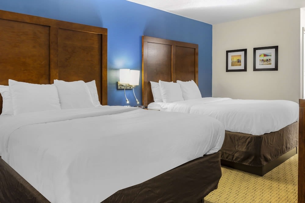 Comfort Inn Garner Clayton I-40 5