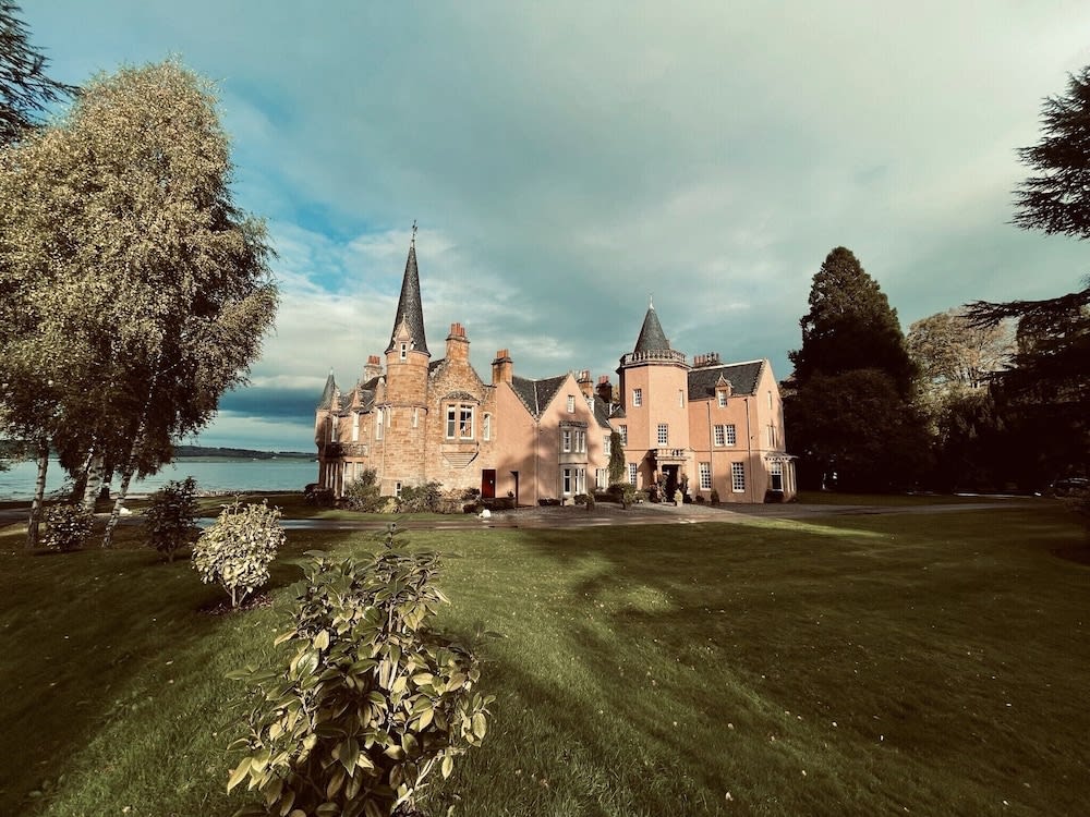 Bunchrew House Hotel 1