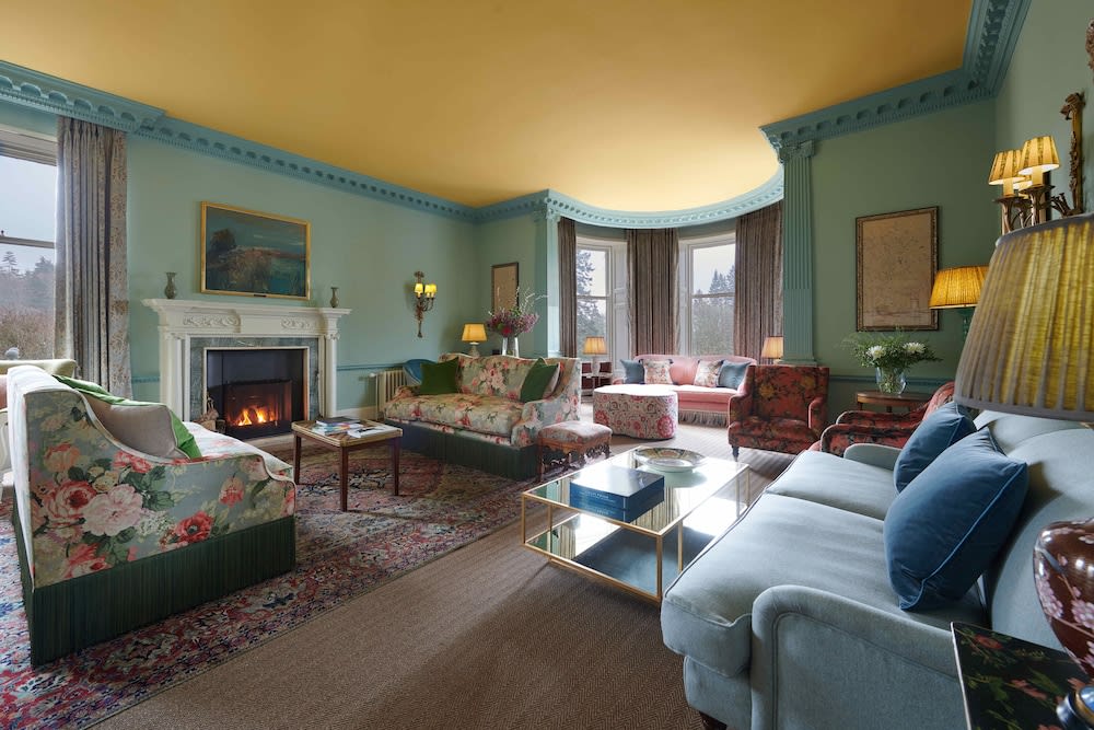 Cromlix 2