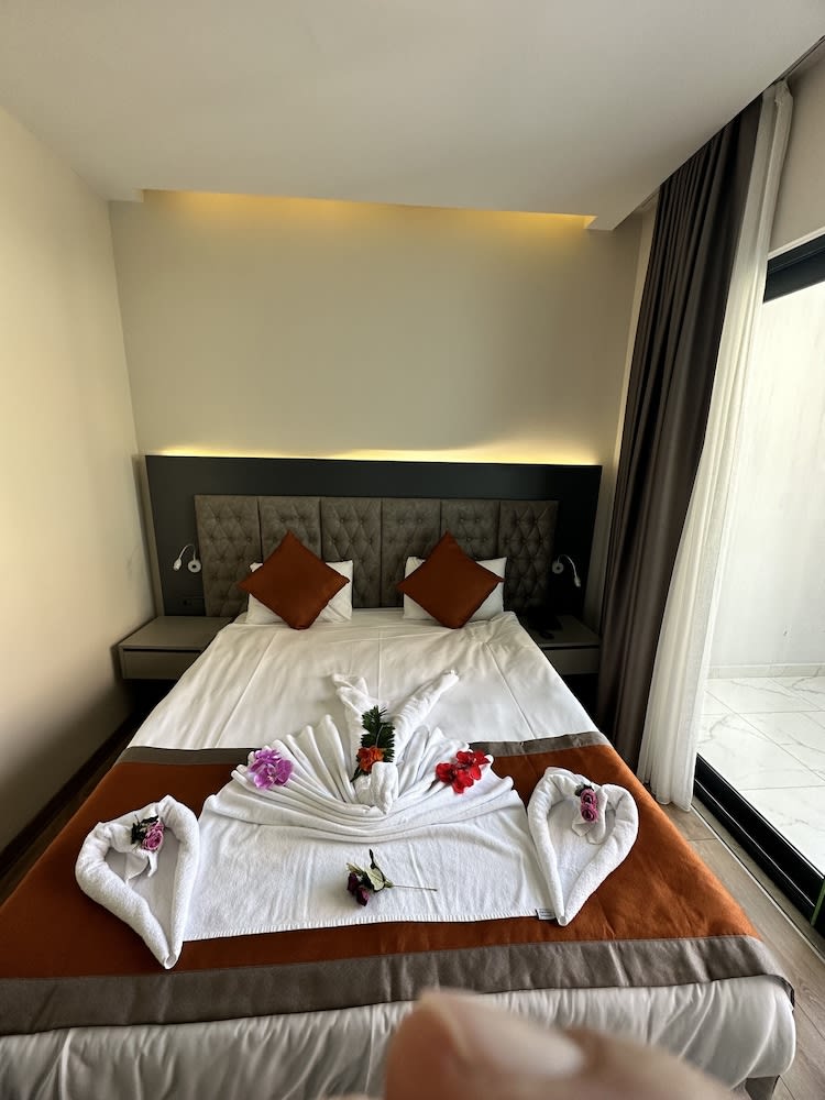 SiDE GOLDEN ROCK HOTEL&SPA 4