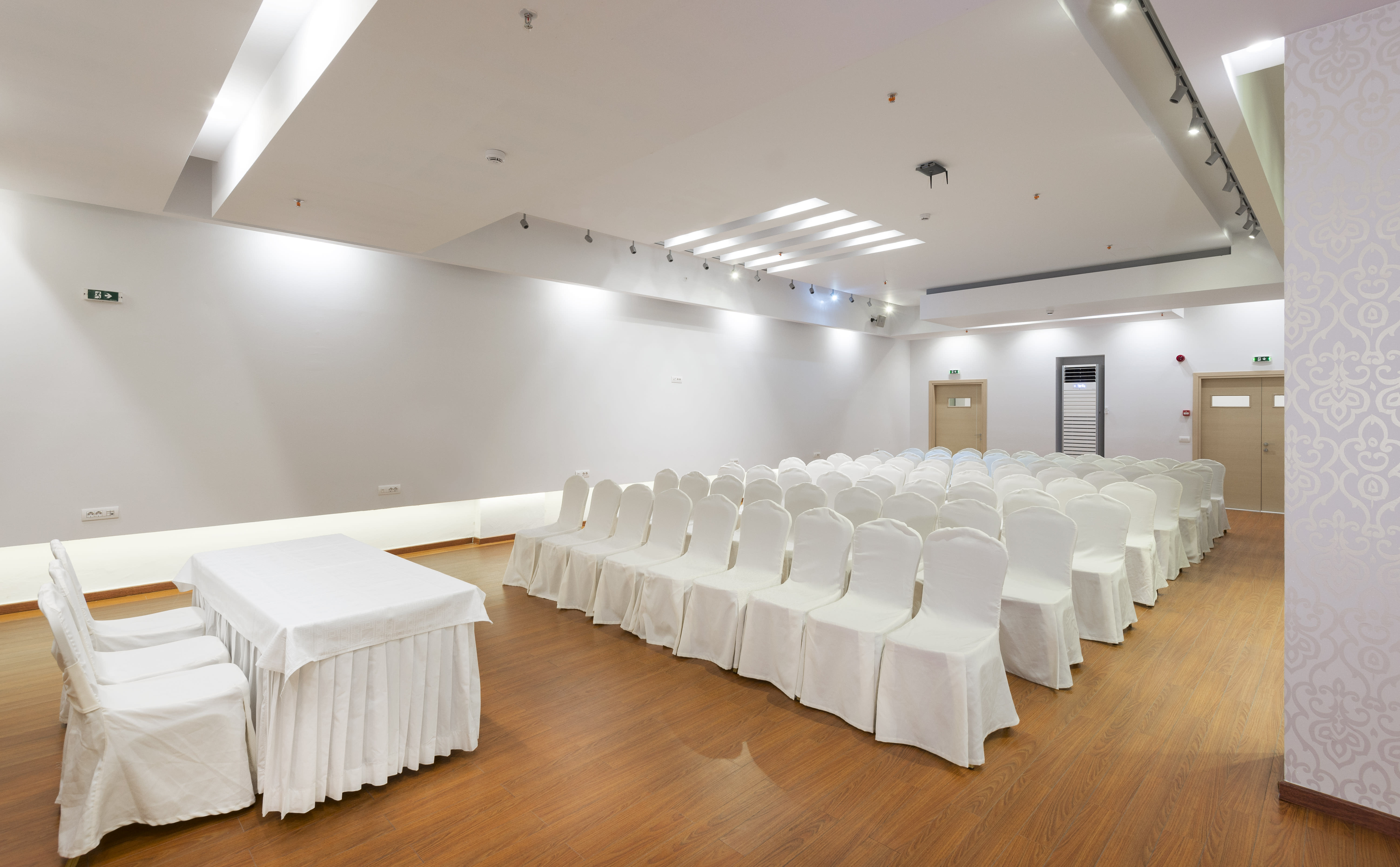 Blue Sea Beach Resort 3