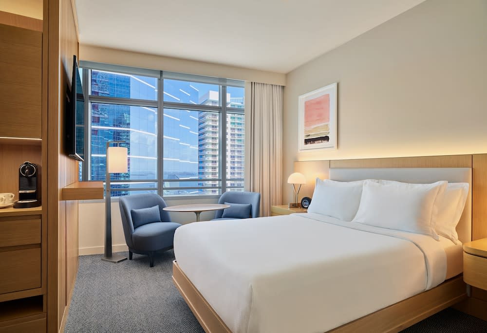 Hotel AKA Brickell 5