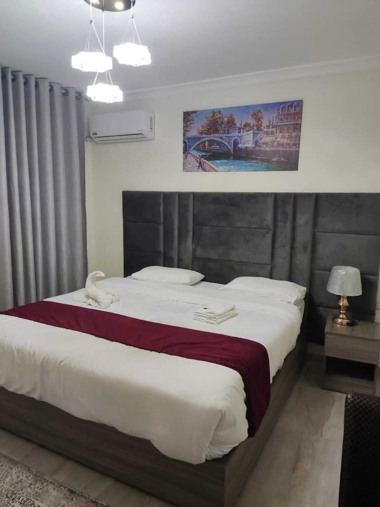 Baden Hotel Suites 2