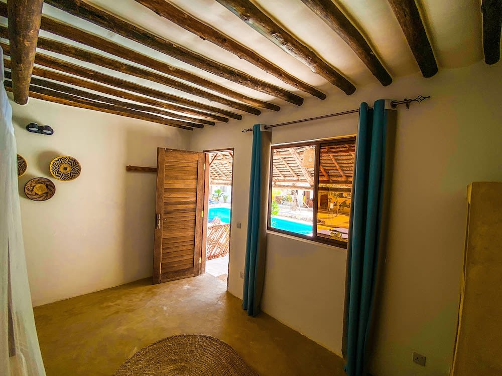 Ananda Beach Hotel 5