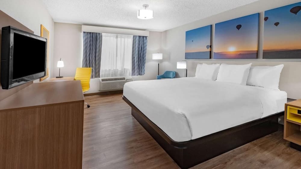 Days Inn by Wyndham Lake Park/Valdosta 1