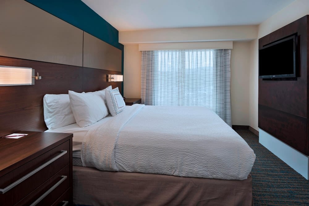 Residence Inn by Marriott Omaha West 3