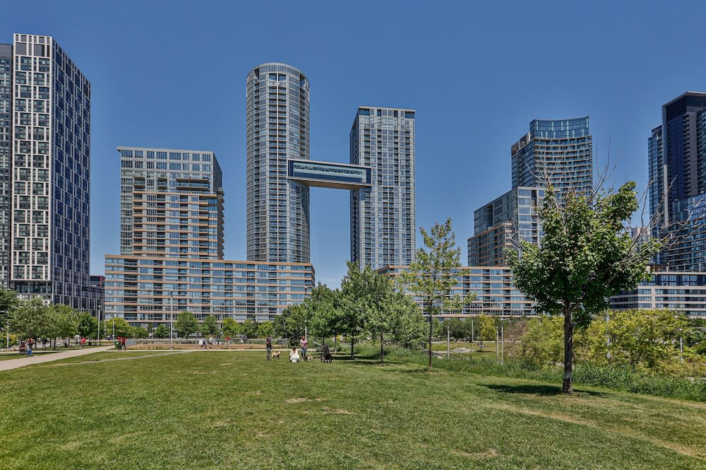 Elegant Downtown Apartments 1