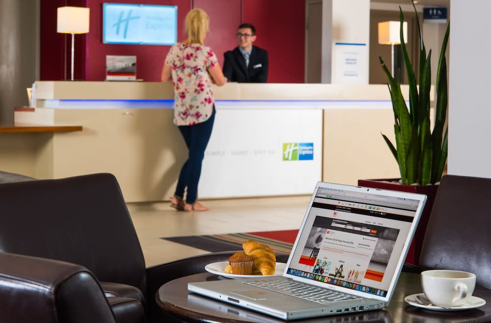 Holiday Inn Express DERBY - PRIDE PARK by IHG 3