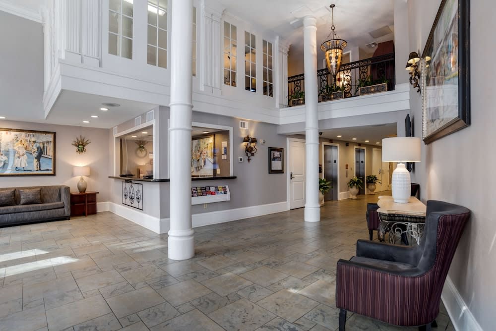 Best Western Plus St. Christopher Hotel 2
