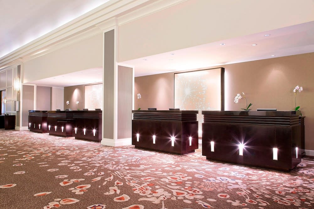 The Westin O'Hare 2