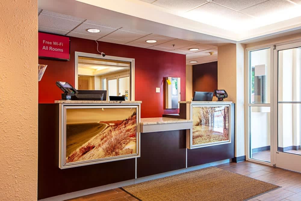 Seasons Inn Traverse City 2