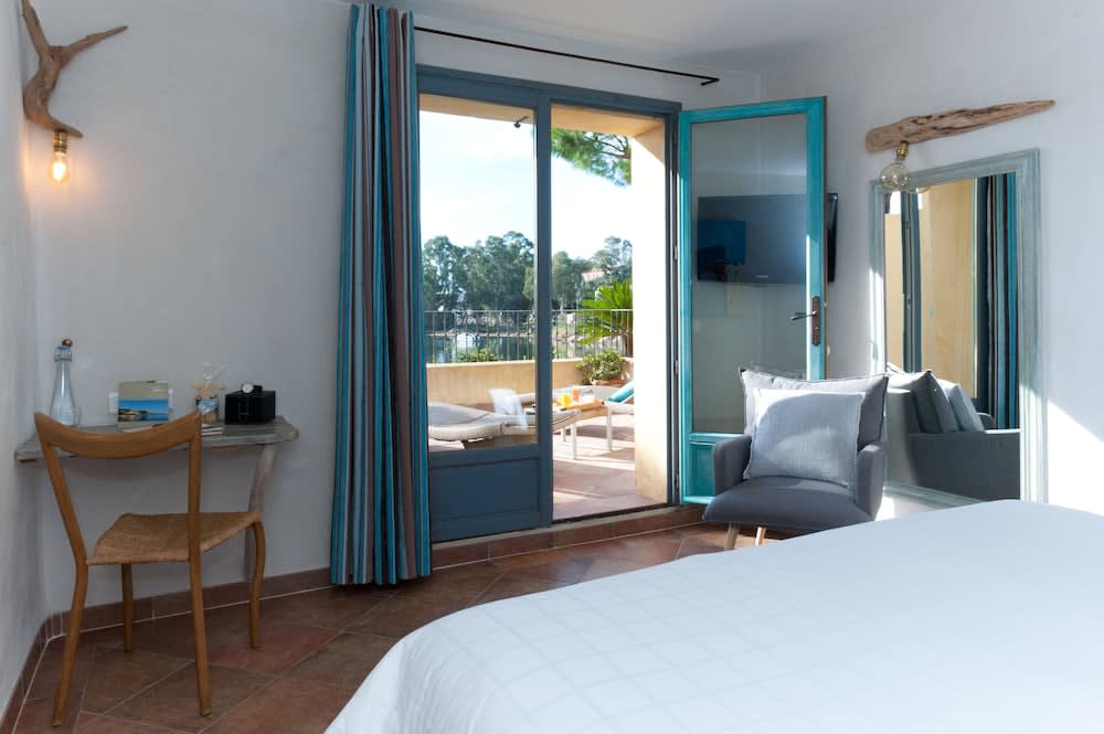 Casa Santini x Roc Seven 3