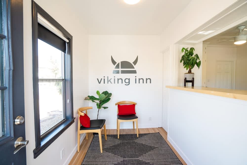 Viking Inn 2
