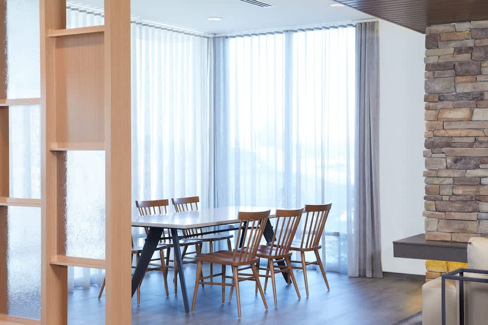 Fairfield by Marriott Inn & Suites Palmdale West 2