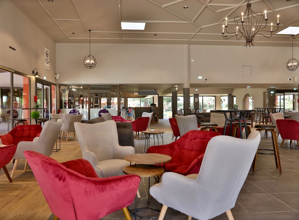 SOWELL Family Les Amandiers 2