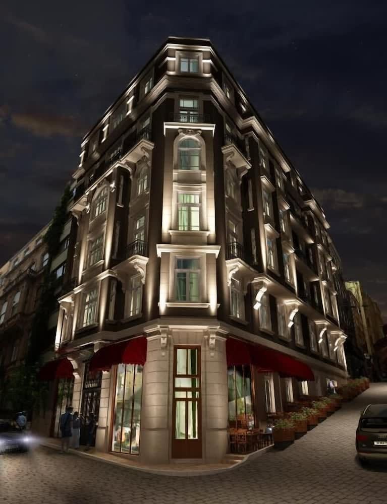 Corinne Art & Boutique Hotel 1