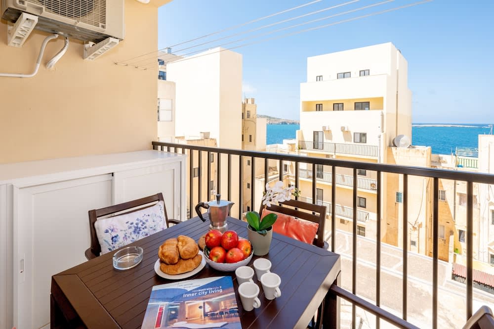 Sea Bliss 1 Bedroom Apartments by Getawaysmalta 1