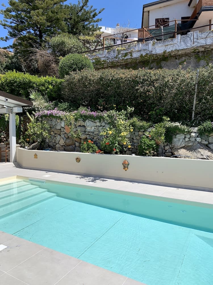 HOTEL MERCURIO SUL MARE - Fish restaurant and private beach 1