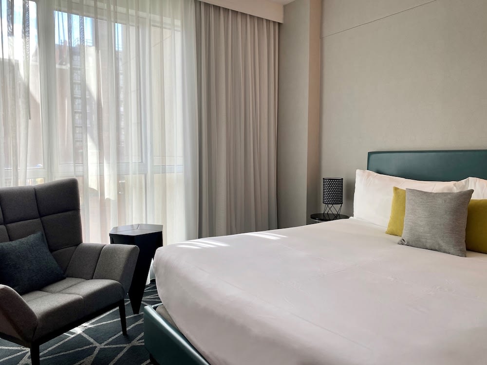 Warwick Le Crystal - Montréal 2