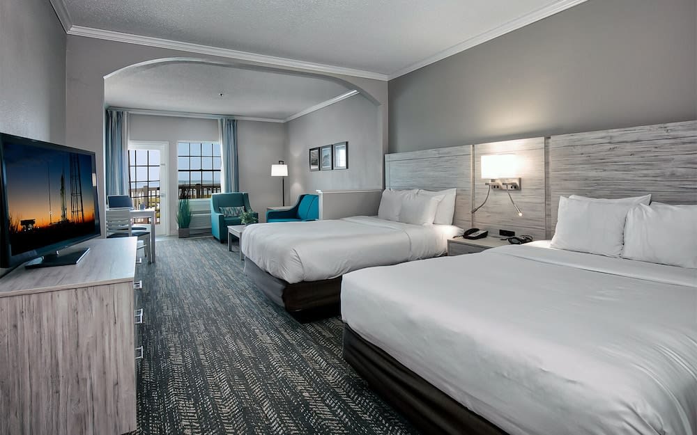 Comfort Suites Chincoteague Island Bayfront Resort 4
